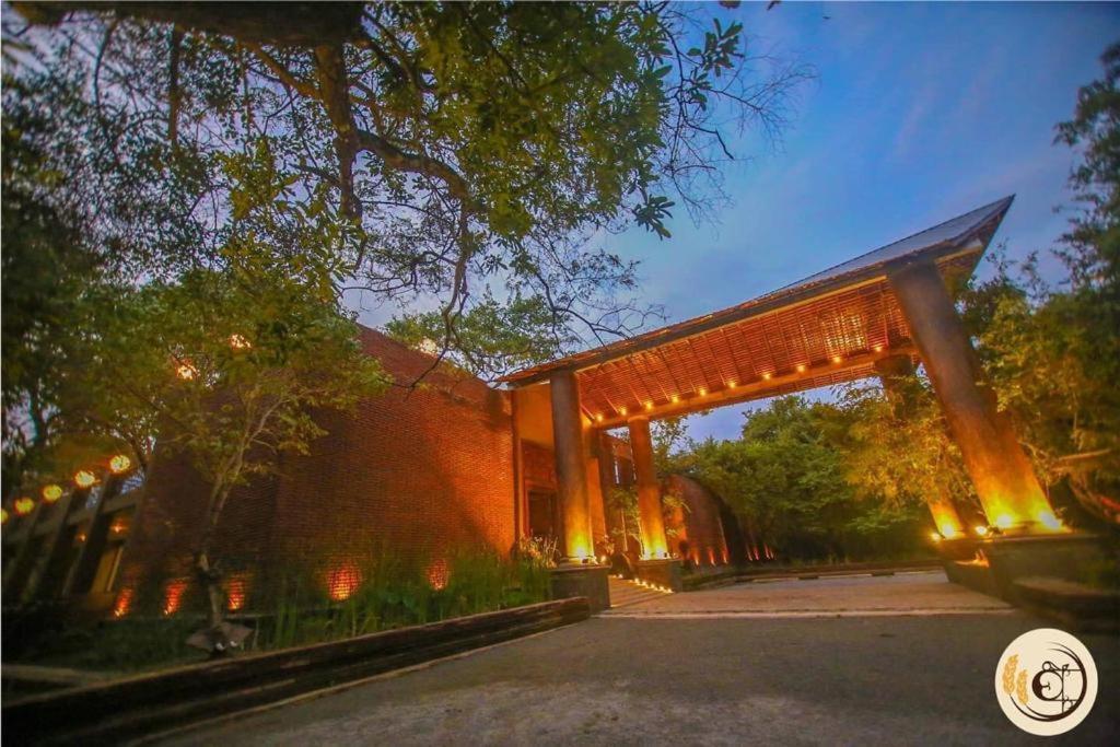 Aswadduma Hotel Dambulla Exteriör bild