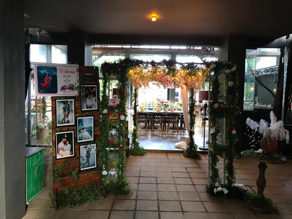 Aswadduma Hotel Dambulla Exteriör bild